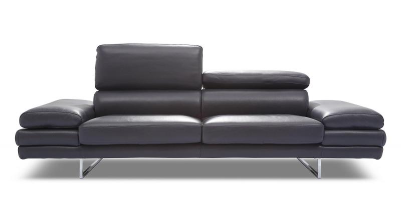 BRUNO designerska i komfortowa sofa. Polecamy ją szczególnie we włoskich skórach naturalnych. 